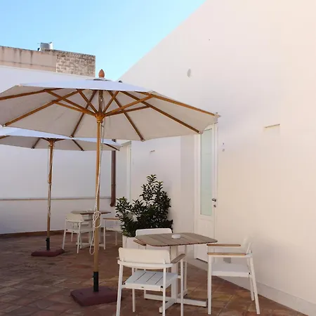 Aegusa Φαβινιάνα