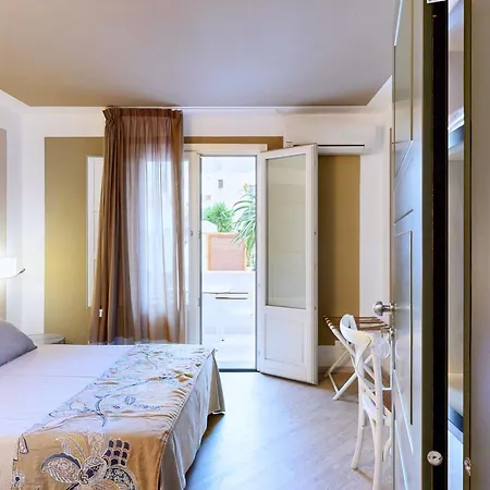 Aegusa 3* Favignana