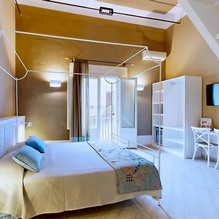 Aegusa 3* Φαβινιάνα