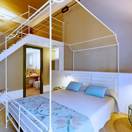 Aegusa Φαβινιάνα