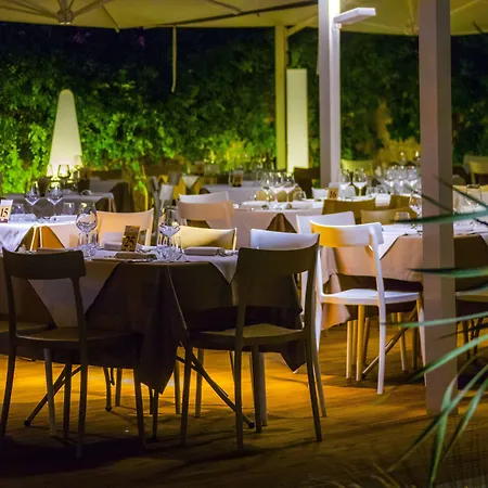 Aegusa Ξενοδοχείο Φαβινιάνα