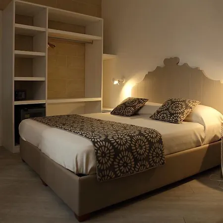 Aegusa Ξενοδοχείο